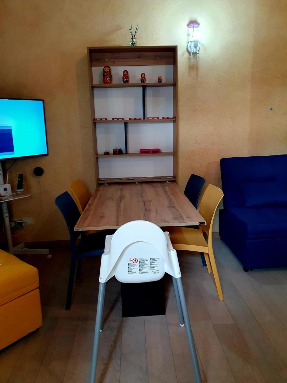 Vivere A Colori Bilocale Al Solivo Bagian luar foto