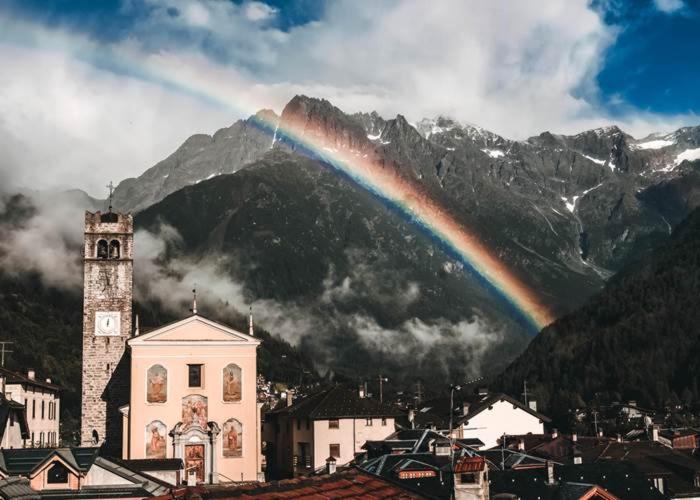 Vivere A Colori Bilocale Al Solivo Bagian luar foto